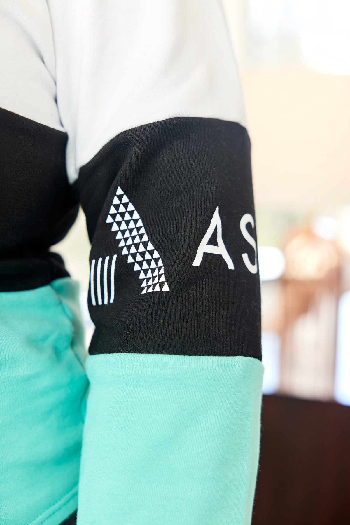 Ashtae Long Sleeve Crew Neck